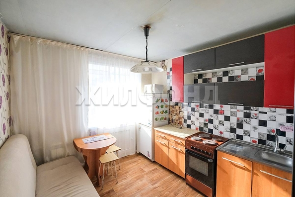 
   Продам 3-комнатную, 84.2 м², Связистов ул, 13

. Фото 7.