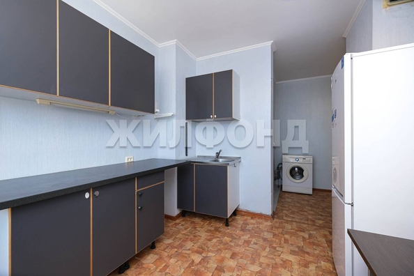 
   Продам 1-комнатную, 33.9 м², Иванова ул, 27

. Фото 11.