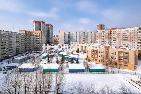 
   Продам 4-комнатную, 77.1 м², Тульская ул, 90

. Фото 40.