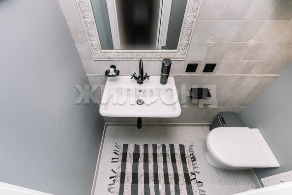 
   Продам 4-комнатную, 133.7 м², Ленинградская ул, 101/2

. Фото 17.