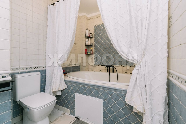 
   Продам 4-комнатную, 133.7 м², Ленинградская ул, 101/2

. Фото 27.