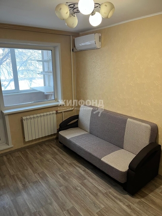 
  Сдам в аренду 2-комнатную квартиру, 47 м², Новосибирск

. Фото 4.