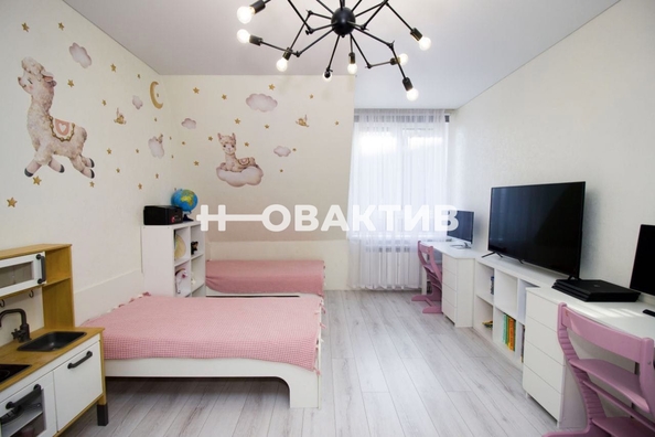 
   Продам 4-комнатную, 102 м², Красный пр-кт, 323/3

. Фото 12.