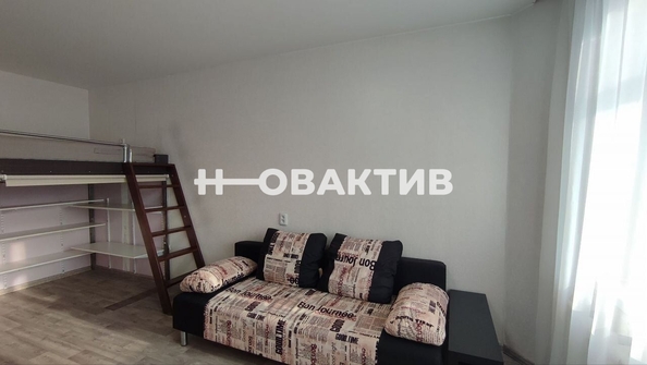 
  Сдам в аренду 1-комнатную квартиру, 35 м², Новосибирск

. Фото 2.