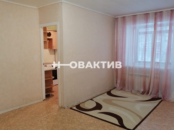 
   Продам 2-комнатную, 43.7 м², 

. Фото 9.