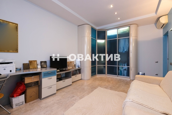 
   Продам 3-комнатную, 132.5 м², 

. Фото 29.