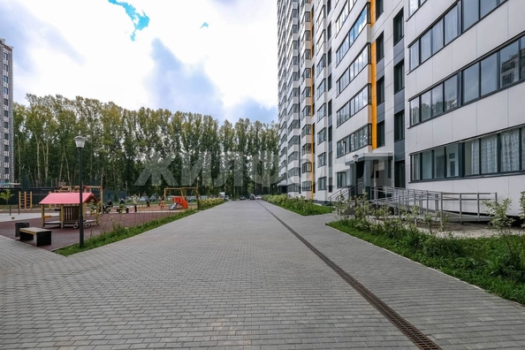 
   Продам студию, 24 м², Петухова ул, 162

. Фото 17.