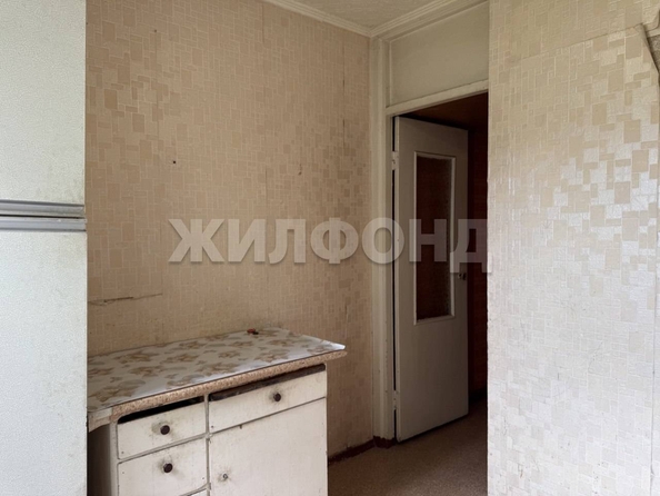 
  Продается 2-комн. квартира, 43.2 м², Есенина ул, д. 61
. Фото 10.
