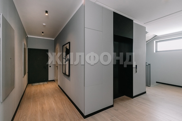 
   Продам 3-комнатную, 156 м², 3-й микрорайон, 1

. Фото 20.