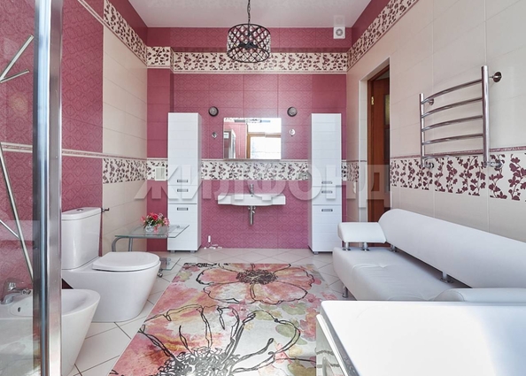 
   Продам дом, 600 м², Криводановка село

. Фото 9.