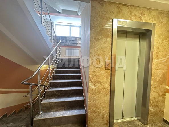 
   Продам 1-комнатную, 38 м², Краснообск, 4

. Фото 14.