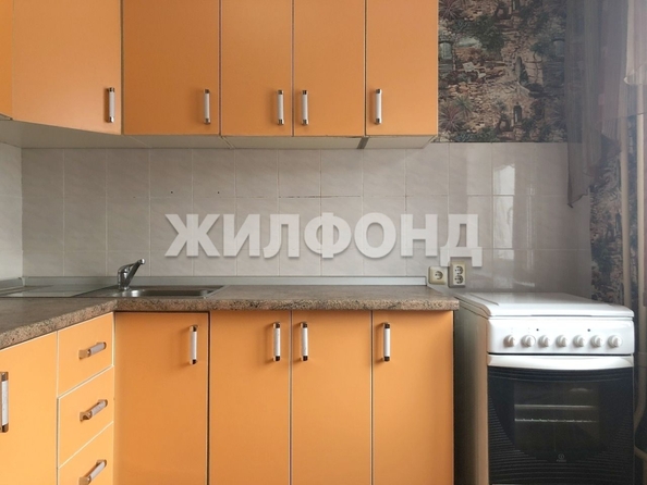 
   Продам 2-комнатную, 52.9 м², Краузе ул, 13

. Фото 2.