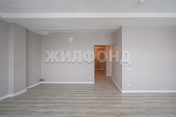 
   Продам 2-комнатную, 57.6 м², Междуреченская ул, 3

. Фото 4.