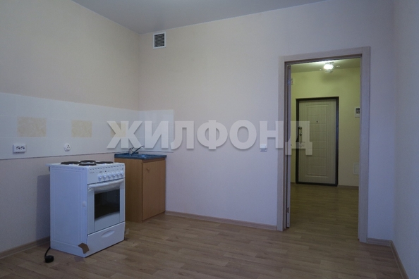 
   Продам 3-комнатную, 75.6 м², Титова ул, 232/1

. Фото 15.