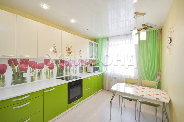 
  Продается 2-комн. квартира, 49 м², Стрижи мкр, д. 4
. Фото 3.