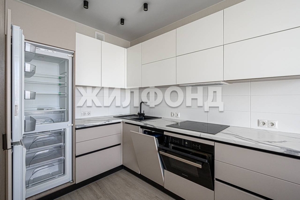 
   Продам 2-комнатную, 61.06 м², Обская ул, 46

. Фото 6.