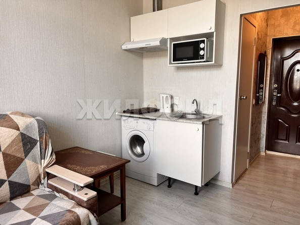 
   Продам комнату, 15.1 м², Титова ул, 7

. Фото 1.