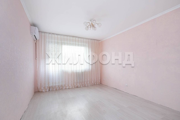 
   Продам 1-комнатную, 29.5 м², Котовского ул, 8

. Фото 1.