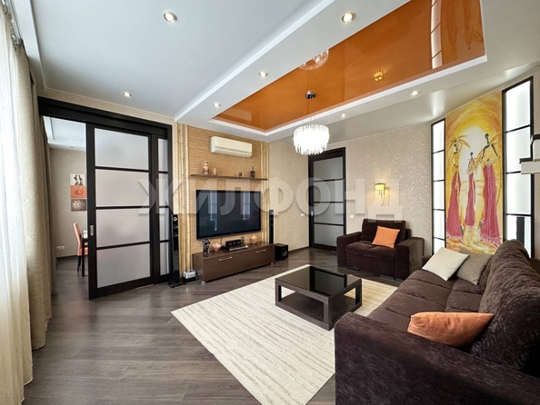 
   Продам 3-комнатную, 112.4 м², Державина ул, 77/2

. Фото 5.