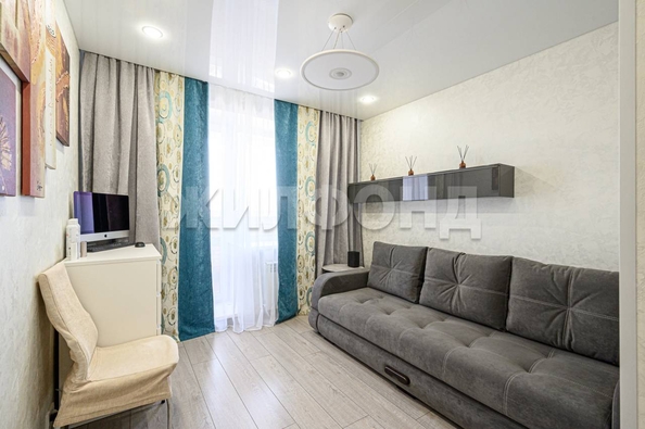 
   Продам 3-комнатную, 78.8 м², Николая Островского ул, 120

. Фото 15.