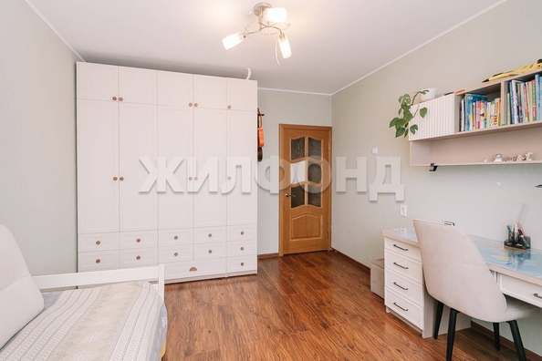 
   Продам 2-комнатную, 53.1 м², 2-й (4 мкр.) кв-л, 202

. Фото 7.