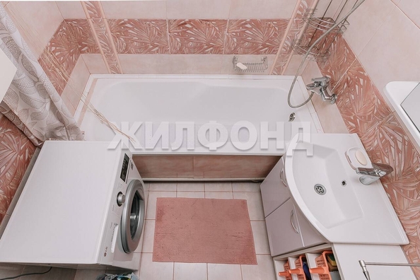 
   Продам 2-комнатную, 53.1 м², 2-й (4 мкр.) кв-л, 202

. Фото 11.