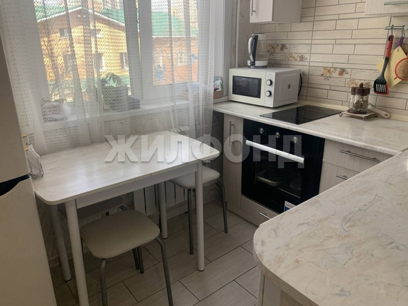 
   Продам 2-комнатную, 43.6 м², Дуси Ковальчук ул, 177/1

. Фото 2.