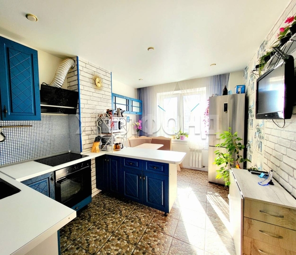 
   Продам 2-комнатную, 63.1 м², Дмитрия Шмонина ул, 1

. Фото 10.