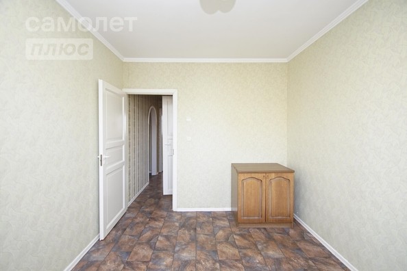 
   Продам 3-комнатную, 63 м², Дмитриева ул, 5/4

. Фото 10.