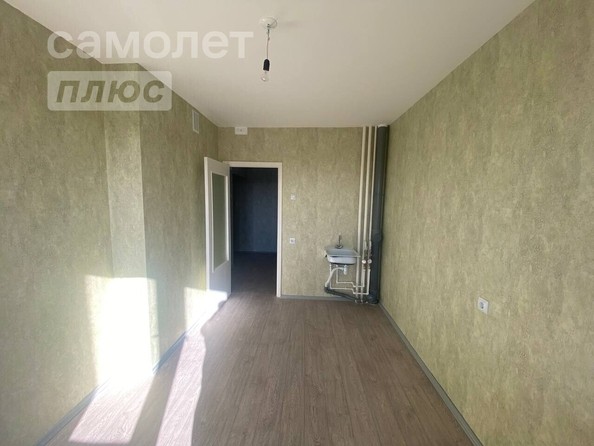
  Сдам в аренду 2-комнатную квартиру, 57 м², Омск

. Фото 1.
