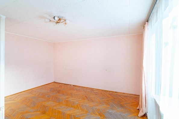
   Продам 1-комнатную, 34.4 м², Химиков ул, 47Д

. Фото 3.