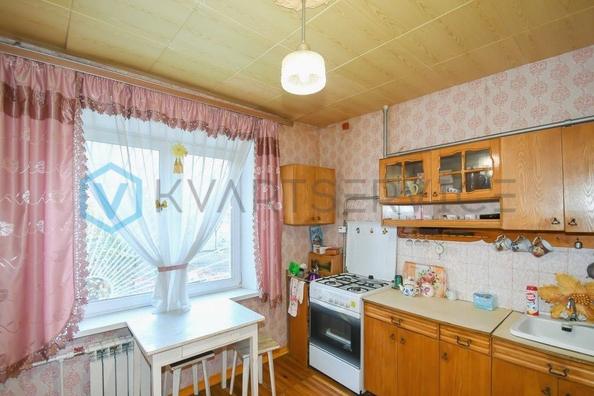 
   Продам 1-комнатную, 37.2 м², Комарова пр-кт, 27

. Фото 9.