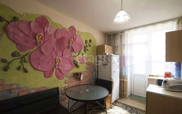 
   Продам 3-комнатную, 76 м², Барнаульская 1-я ул, 97

. Фото 10.
