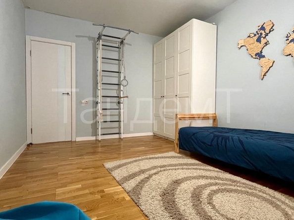 
   Продам 2-комнатную, 68.9 м², Малиновского ул, 19

. Фото 9.