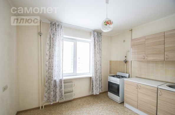 
   Продам 1-комнатную, 36.8 м², Малиновского ул, 12к1

. Фото 10.