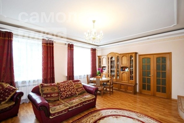 
   Продам дом, 197.2 м², Омск

. Фото 9.