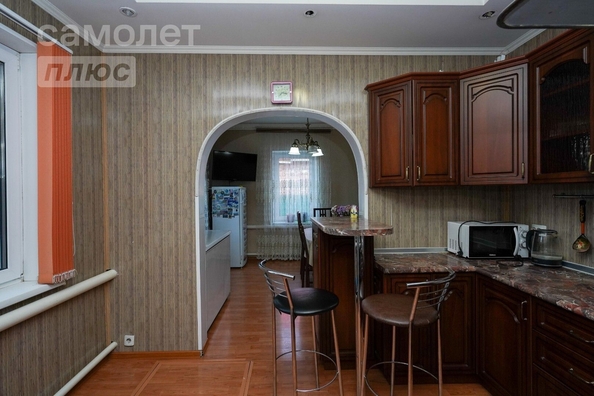 
   Продам дом, 165 м², Омск

. Фото 3.