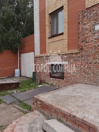 
   Продам дом, 550 м², Омск

. Фото 3.