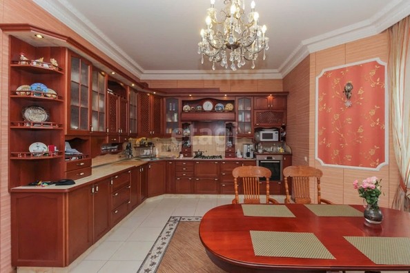 
   Продам дом, 450 м², Омск

. Фото 14.