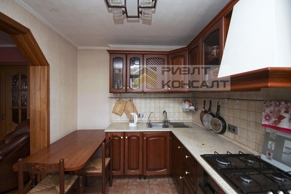 
   Продам 3-комнатную, 67.4 м², Харьковская ул, 19к2

. Фото 10.