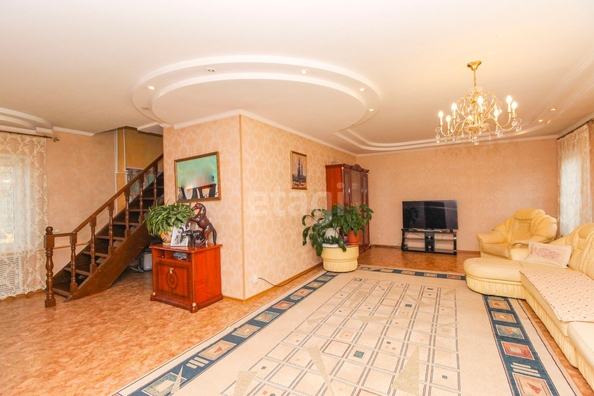 
   Продам дом, 175.6 м², Омск

. Фото 15.