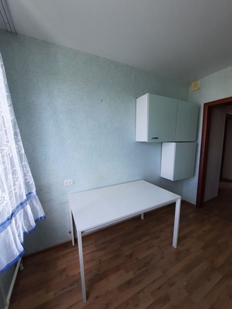 
   Продам 3-комнатную, 75.4 м², Лукашевича ул, 14/1

. Фото 10.