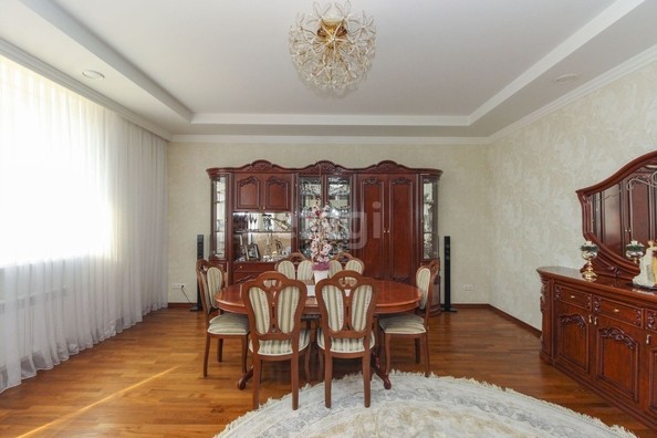 
   Продам дом, 460 м², Омск

. Фото 5.