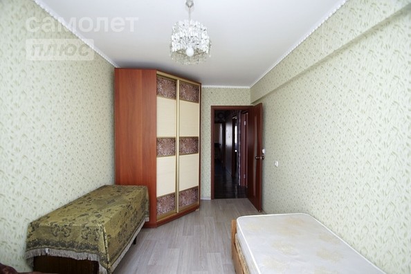 
   Продам 3-комнатную, 64 м², Малиновского ул, 13

. Фото 11.