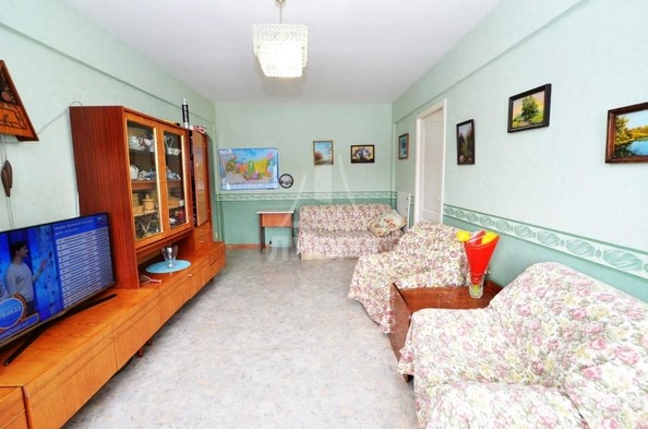 
   Продам 3-комнатную, 48.5 м², 50 лет ВЛКСМ ул, 10

. Фото 4.