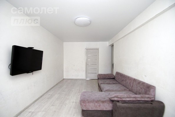 
   Продам 3-комнатную, 58.6 м², Волгоградская ул, 26Б

. Фото 3.