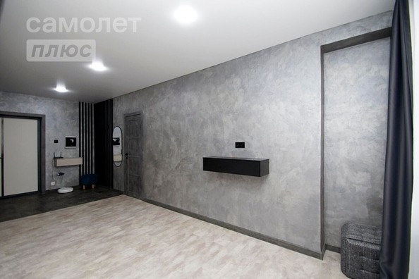 
   Продам 2-комнатную, 57 м², Комарова пр-кт, 11/3

. Фото 2.