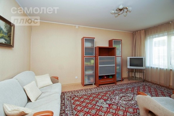 
   Продам 3-комнатную, 65.2 м², Омская ул, 77к3

. Фото 4.