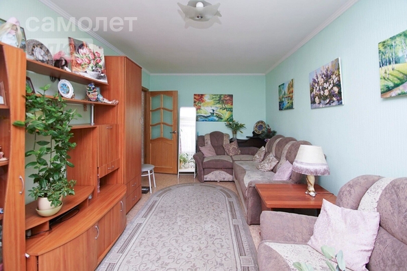 
   Продам 3-комнатную, 62.4 м², Сергея Тюленина ул, 13

. Фото 3.
