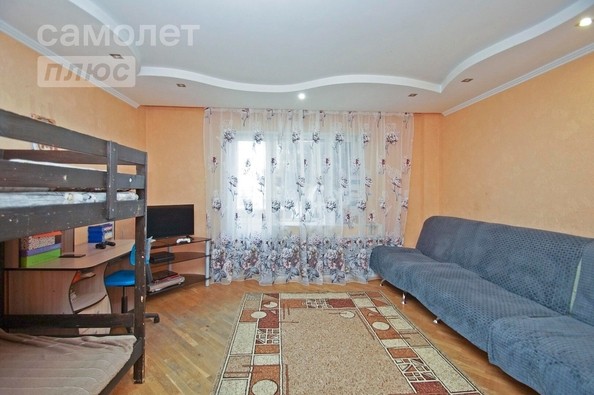
   Продам 2-комнатную, 58 м², Крупской ул, 8

. Фото 1.
